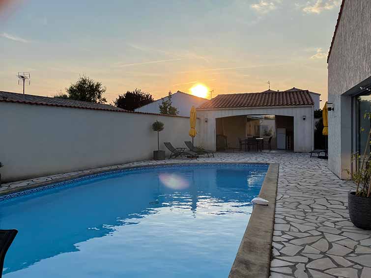 Piscine le soir